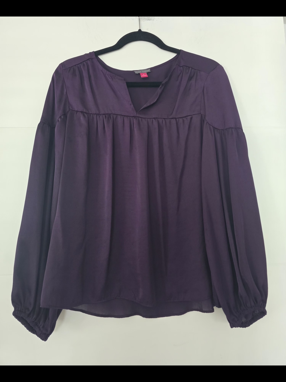 ​Vince Camuto Women's Satin Blouse Size S Purple V-Neck Long Balloon Sleeve Flaw